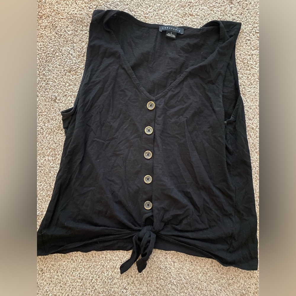 Black button up Tank